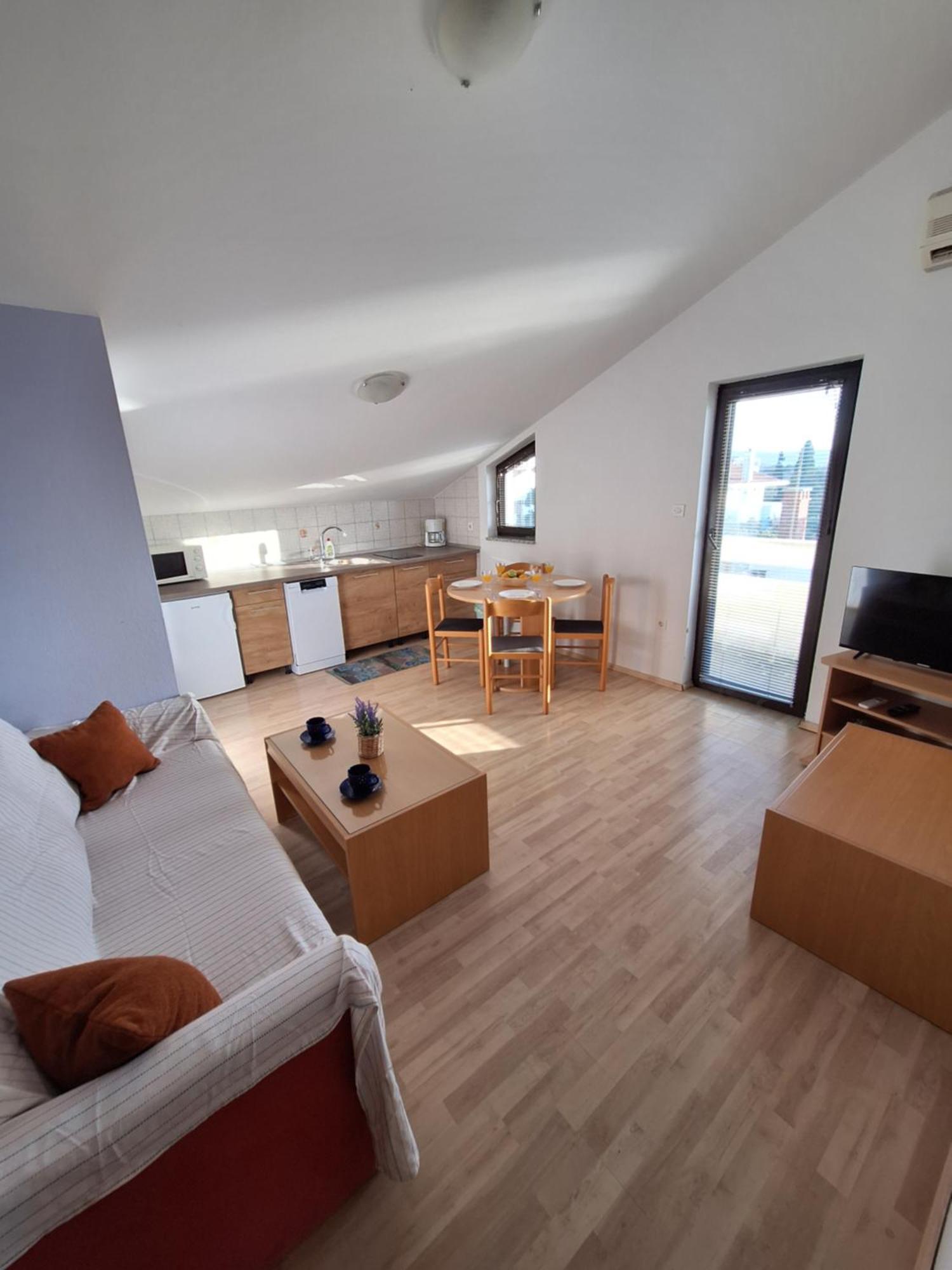 Apartmani Vukovic ปูนัต ภายนอก รูปภาพ